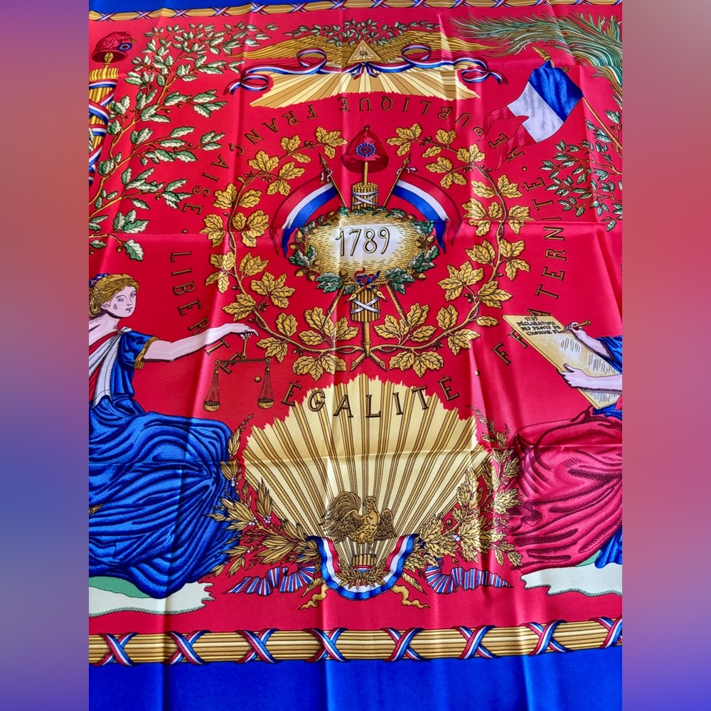 Hermès Scarf "République Française - Liberté, Égalité, Fraternité " 1989 - Picture 5 of 6